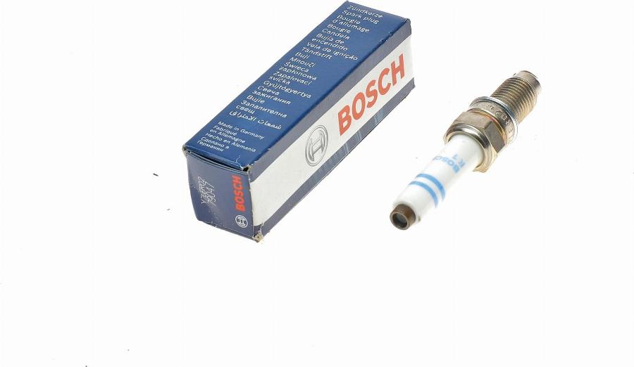 BOSCH 0 241 135 520 - Aizdedzes svece ps1.lv