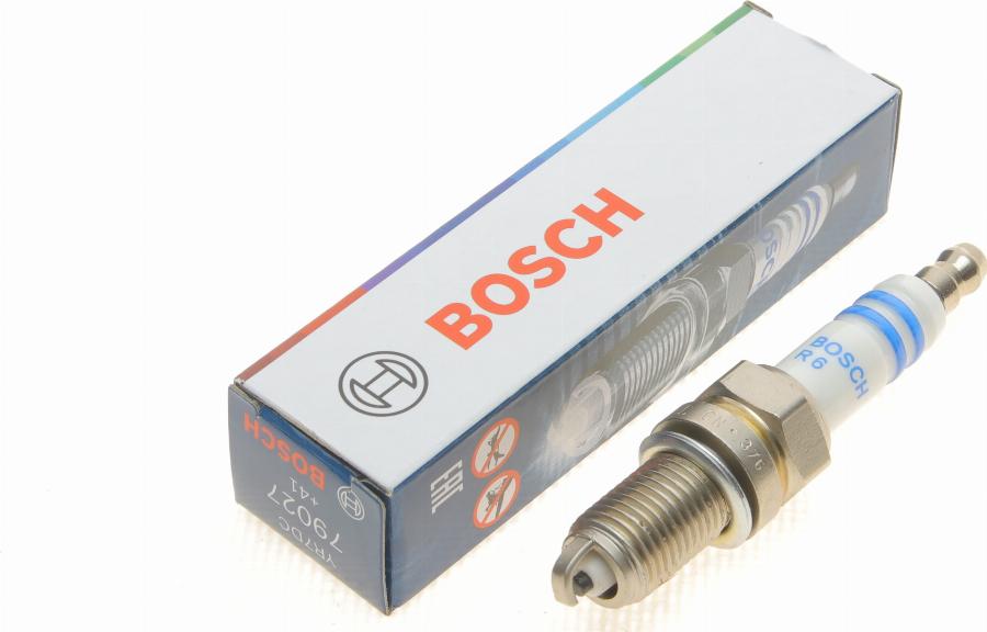 BOSCH 0 242 135 515 - Aizdedzes svece ps1.lv