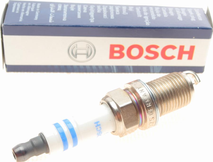 BOSCH 0 242 240 653 - Aizdedzes svece ps1.lv