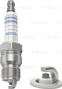 BOSCH 0 242 240 520 - Aizdedzes svece ps1.lv