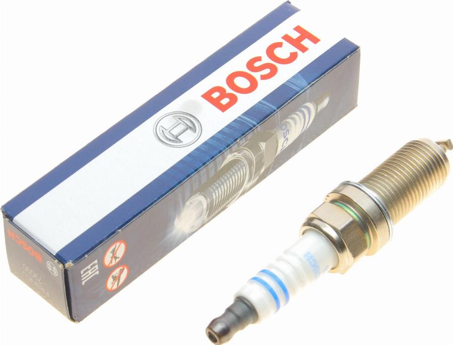 BOSCH 0 242 230 607 - Aizdedzes svece ps1.lv