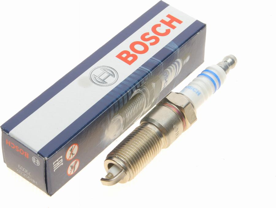 BOSCH 0 242 225 668 - Aizdedzes svece ps1.lv