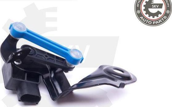 Esen SKV 17SKV574 - Devējs, Ksenona lukturi (Lukturu augstuma regulēšana) ps1.lv