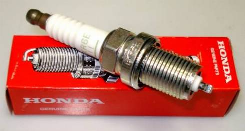 Honda 98079-561-4E - Aizdedzes svece ps1.lv