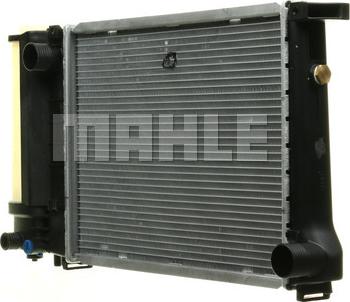 MAHLE CR 495 000P - Radiators, Motora dzesēšanas sistēma ps1.lv