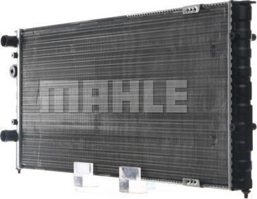 MAHLE CR 409 000S - Radiators, Motora dzesēšanas sistēma ps1.lv