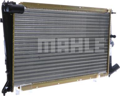 MAHLE CR 586 000S - Radiators, Motora dzesēšanas sistēma ps1.lv