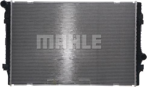 MAHLE CR 811 000S - Radiators, Motora dzesēšanas sistēma ps1.lv