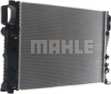 MAHLE CR 37 000S - Radiators, Motora dzesēšanas sistēma ps1.lv