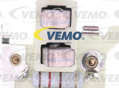 Vemo V30-77-0008 - Ģeneratora sprieguma regulators ps1.lv