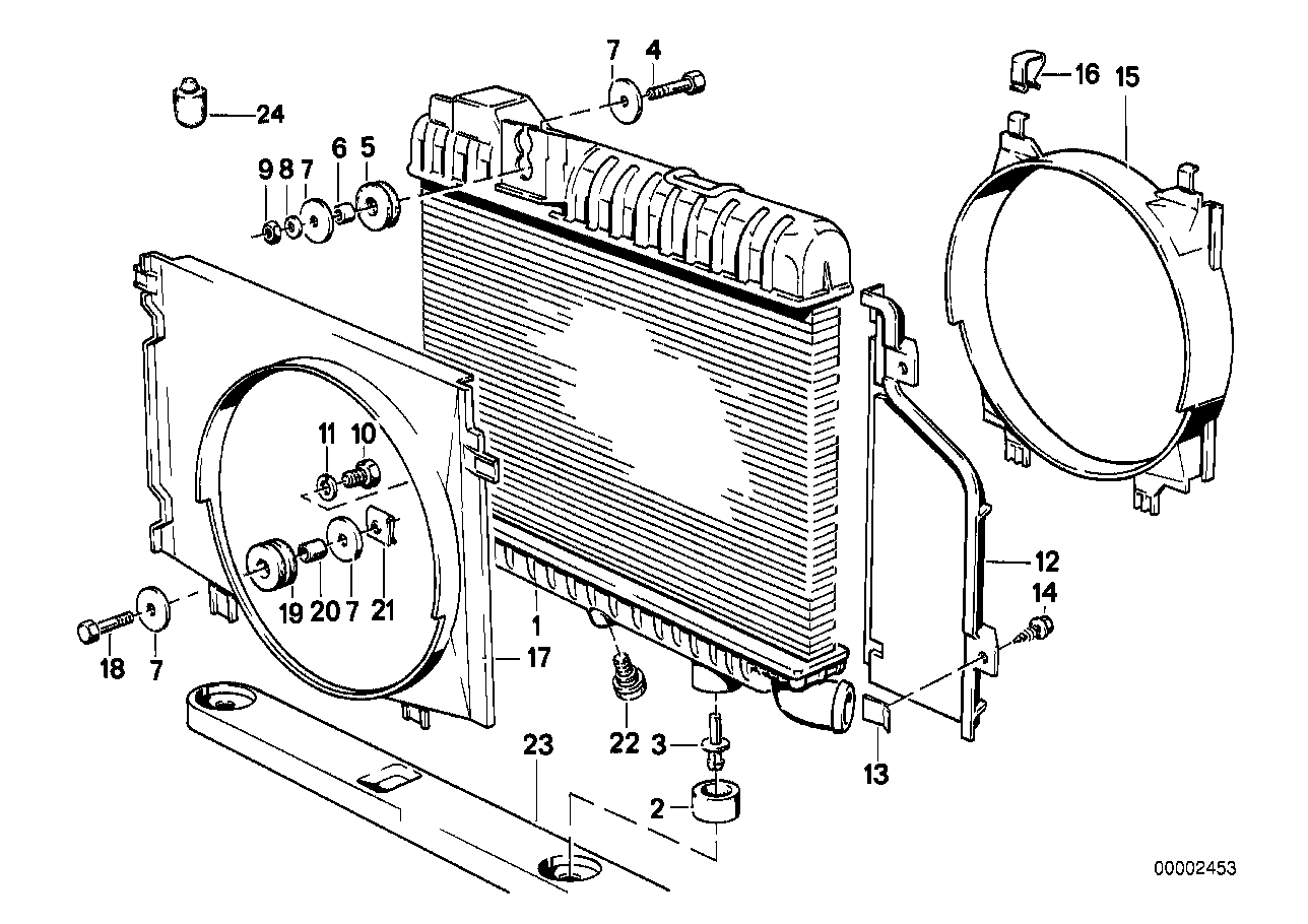 BMW 17 11 1 177 702 - Radiators, Motora dzesēšanas sistēma ps1.lv